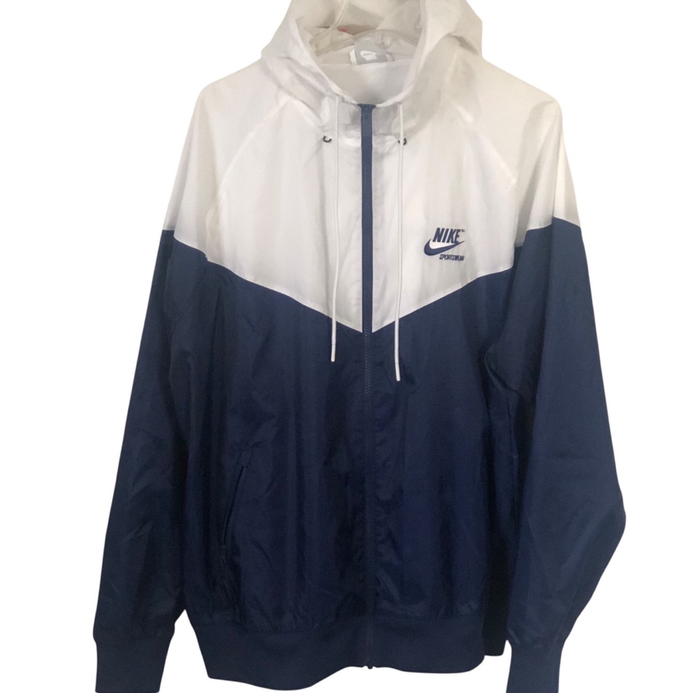 Nike Men’s White & Navy Windbreaker Jacket